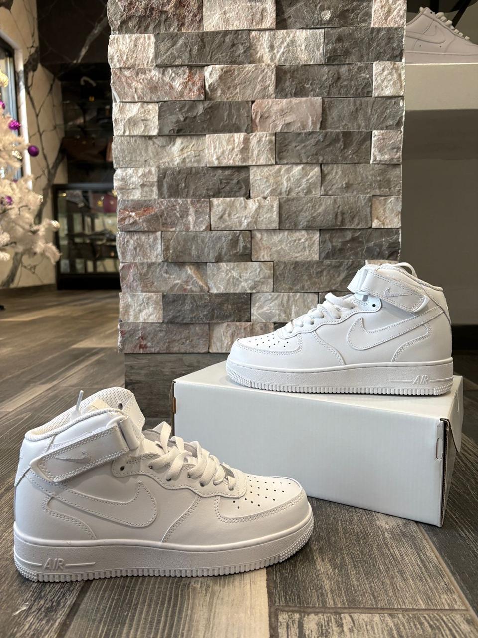 Nike Air Force 1 Mid G5