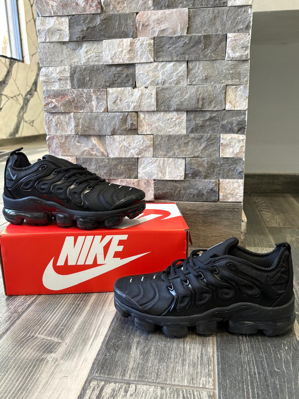 Nike VaporMax G5