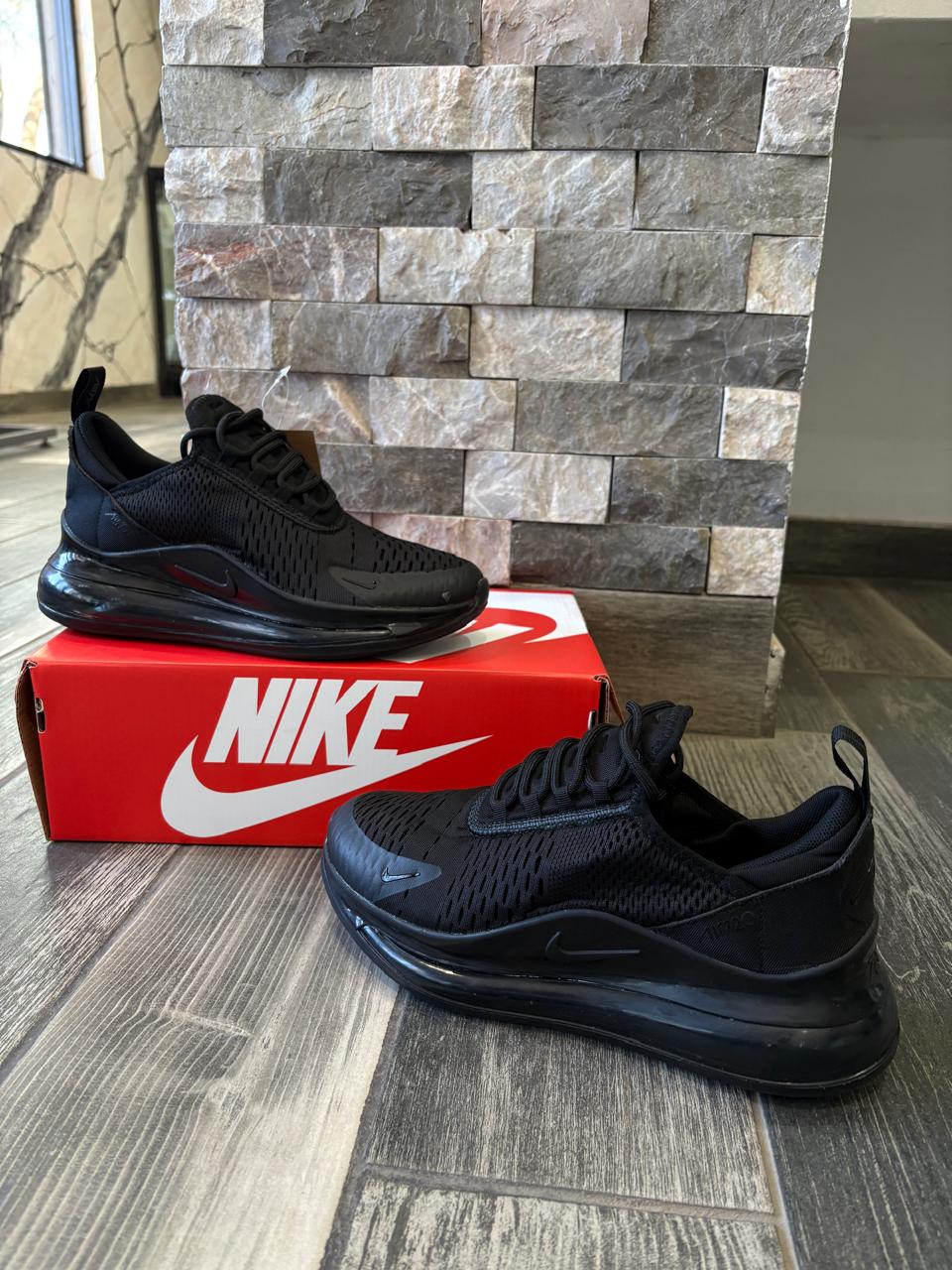 Nike AirMax 720 G5