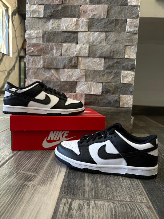 Nike Low Panda OG